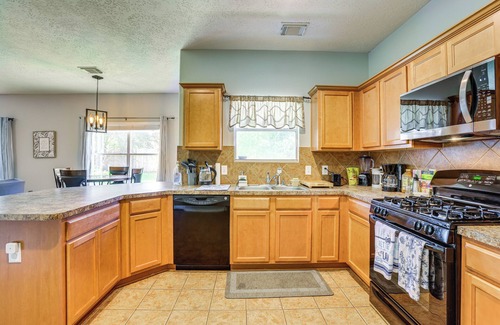 Humble House | Fish & Hike: Pet-Friendly Humble Home w/Yard
