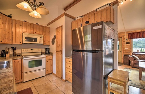 McLeod Cabin | Fish, Hike, Views: Boulder Beauty 'Gil's' Cabin!