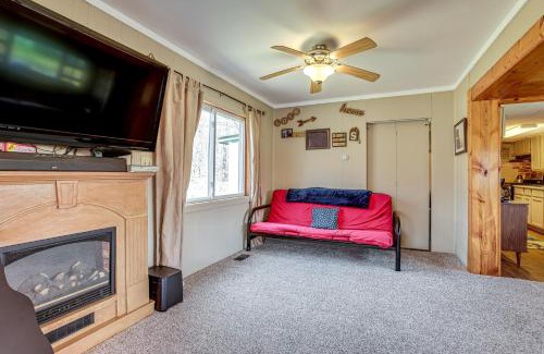 Evart House | Fish, Tube and Unwind Muskegon River Family Retreat