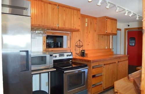 Cedar Key Resort | Fisherman Paradise, Boater & Kayakers Dream, waterway to gulf base rate 4 guest