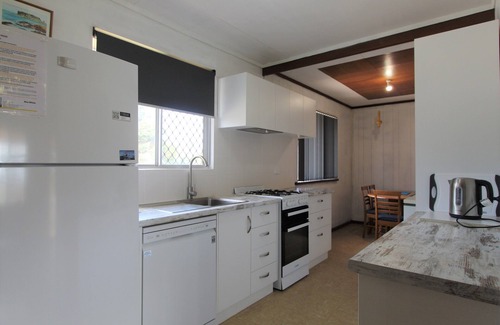 Jurien Bay House | Fisherman's Shack: 2 BR, 1 BA House in Jurien Bay, Sleeps 6