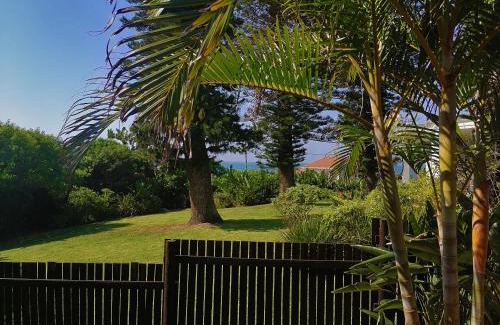 Port Edward Apartment | Fishermans Cottage - BillsBest