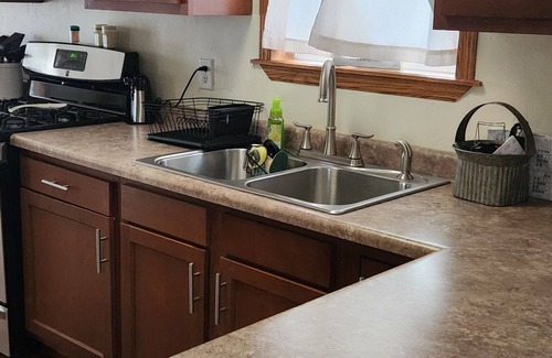Oconto House | Fishing is what you want to do? Come fish the Bay! Or 5 minute walk to downtown!