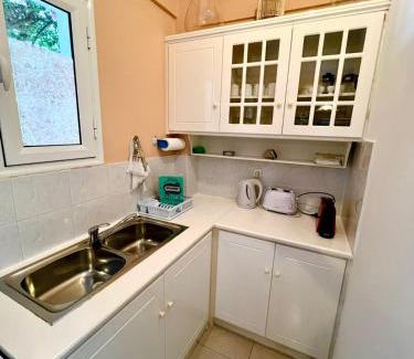 Matsoukata Apartment | Fiskardo Beach Apartments