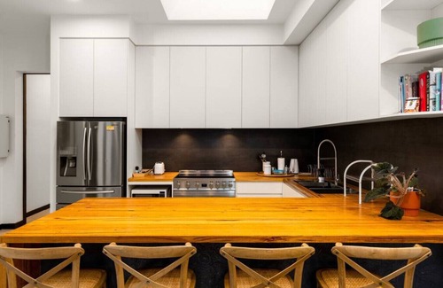 Fitzroy House | Fitzroy's 3BR Luxury Retreat