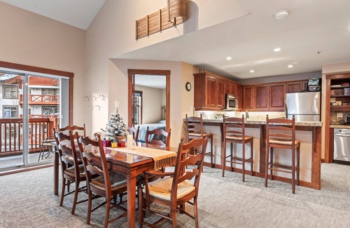 Salt Lake Mountain Resorts Condo | Five Star Luxury Ski-In Ski-Out with Mountain Views
