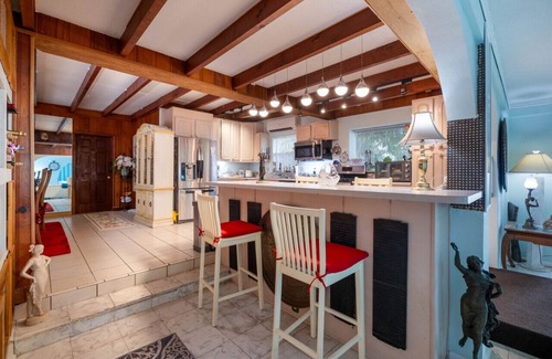 Key Largo Apartment | FL Bay House sleeps 4 (to 6) Sunset/Kayak/Lagoon