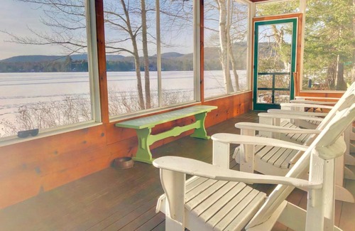 Whitefield House | FL Quintessential LAKE HOUSE close to Bretton Woods Santas Village and Forest Lake State Park