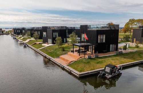 Klaipeda District Municipality Apartment | FLAGHOUSE - vila Svencelėje - by Hello Sea homes