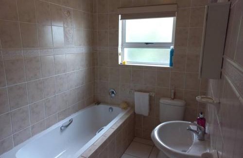 Britannia Bay House | Flagship Beach House