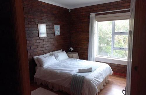 Britannia Bay House | Flagship Beach House