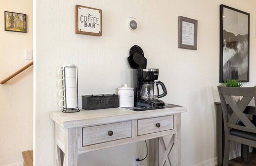 Flagstaff House | Flagstaff Adventure Getaway! Trail Access, Central A/C, New Home Built in 2023!