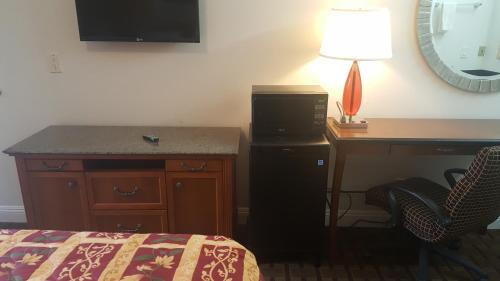 North Long Beach Hotel | Flamingo Inn Long Beach