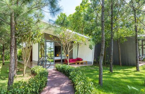 Phuc Yen Villa | Flamingos Dai Lai Resort - Villa 1 Phòng Ngủ