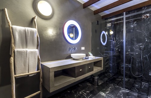 Golturkbuku Hotel | Flamm