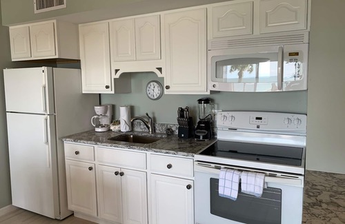 Longboat Key Condo | Flash Sale Late Sept-early Oct Take a Peek 1fabulous unit.