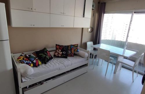 Liberdade Apartment | Flat Brilhante 5 Pessoas Garagem Hakka -Feirinha-Hospitais
