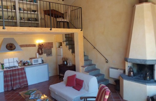 Cascina House | Flat in Cascina with private parking