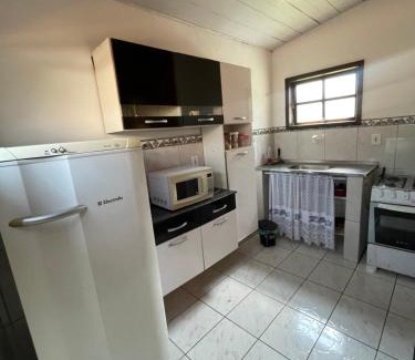 Camburi House | Flat Maricá com ar-condicionado