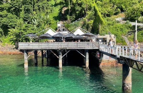 Vitoria Apartment | Flat no mar da baía de T. Santos