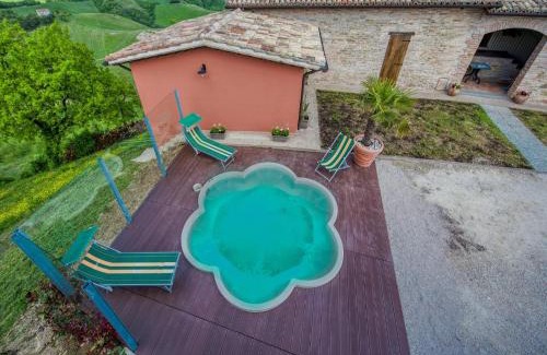 SantʼAngelo in Vado House | Flat on a farm with swimming pool and many activities