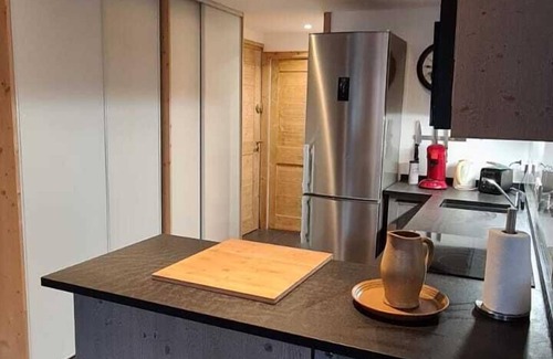 Les Almes Apartment | Flat on Tignes 6 persons heart of the village