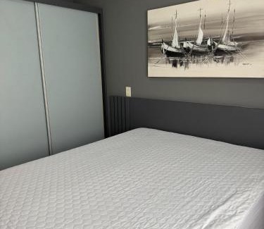 Pousada do Rio Quente Apartment | Flat Veredas 305 com ar condicionado sala - 300 metros do Hot Park