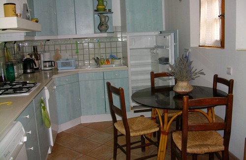 Seillans Apartment | Flat with unparalleled views in the South of France and a superb swimming pool
