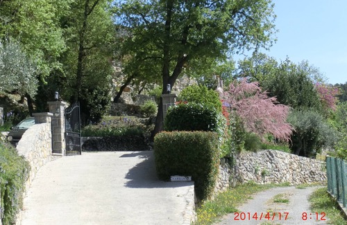 Seillans Apartment | Flat with unparalleled views in the South of France and a superb swimming pool