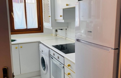 Alcossebre Apartment | Flatlet 4/6 pers, centrally located and 150m. from the beach and pool. Ideal families.