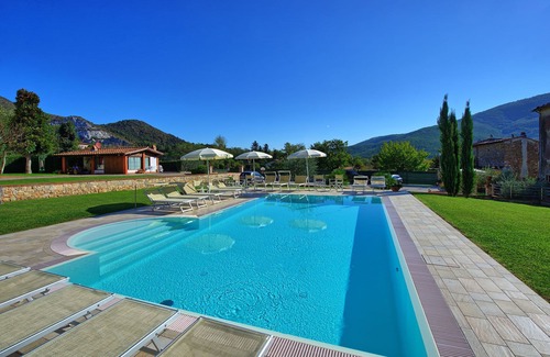 Santa Maria del Giudice Apartment | Flavia 1 - Vacation Rental with swimming pool in Lucca