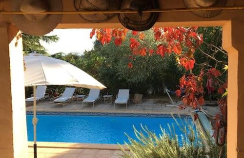 Lambesc Villa | FLC - Large Charming House - Swimming Pool