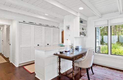 West Olive House | Fletcher Cottage near Grand Haven