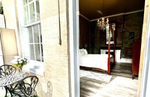 Lower Garden District Bed & Breakfast | Fleur De Lis Mansion