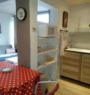 Vals-les-Bains Apartment | fleur de lune