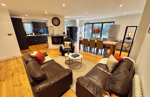 Barnhill Apartment | Flexible En-suite 30min to Central London