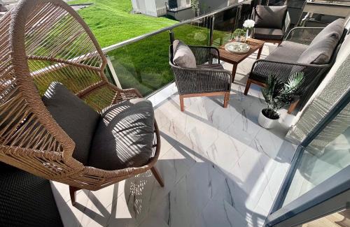 Floresti Apartment | FLH - NEW Golden Gallery with Balcony & Free Parking