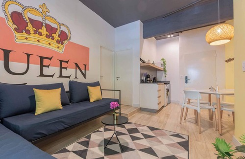 Palermo Condo | Fliphaus + ChicHaus - 9 Lux Units 36 pax