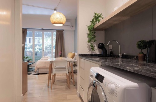 Palermo Condo | Fliphaus + ChicHaus - 9 Lux Units 36 pax