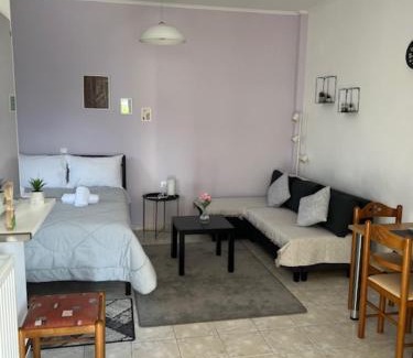 Mesolongi Apartment | Flo's Apartments