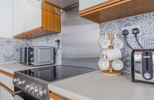 Mumbles House | Flo Suite by Koya Homes