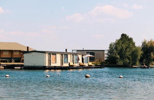 Municipality of West Maas en Waal Apartment | Floatel - de Schans Alphen