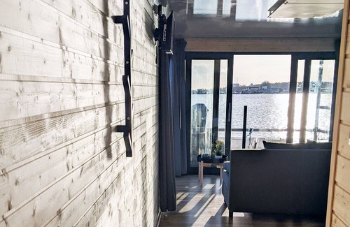 Vastervik Boat Rental | Floating house, view of the water in Västervik, houseboat