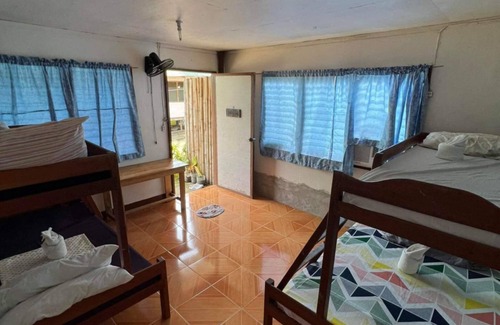 El Nido House | Floresita's Beach Resort