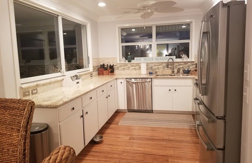 Palm Island House | Florida Island paradise! Pool, Dock, poolside bar and TV. Close to beach.