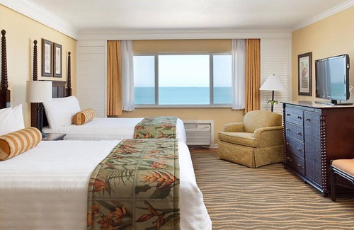 St. Pete Beach Resort | Florida's Bluegreen at TradeWinds Resort 1 Bedroom Standard