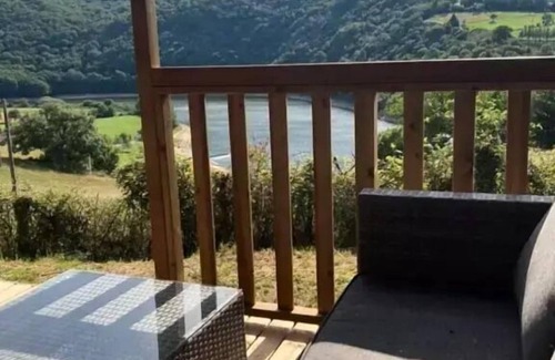 Cordelle House | Flower Camping de Mars * - Woodlodge View Loire Comfort 26m2 - 2 bedrooms + terrace 4 people