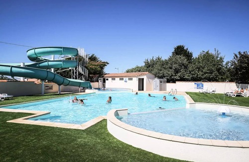 Les Achards House | Flower Camping Le Pavillon * - Mobil home Standard 34m2 - 3 bedrooms + Semi-covered terrace 6 people
