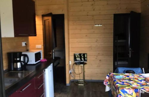 Ranspach Ski Chalet | Flower Camping Les Bouleaux * - Chalet CONFORT+ 24 m2 (2 bedroom) + covered terrace 4 people