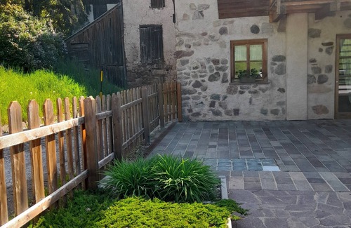Sant'Orsola Terme Apartment | Flower parlour in the Dolomites